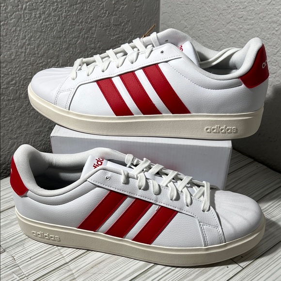 Adidas Men's streettalk White Red stripes Sneakers shoes lace up size 12 JP8279